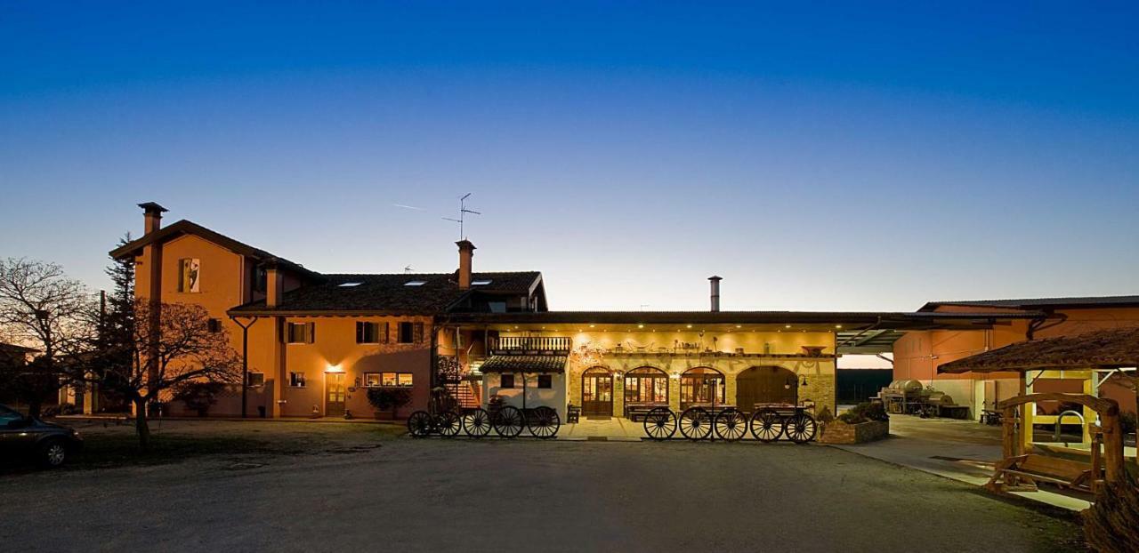 Agriturismo Il Picchio Castions di Strada Bagian luar foto